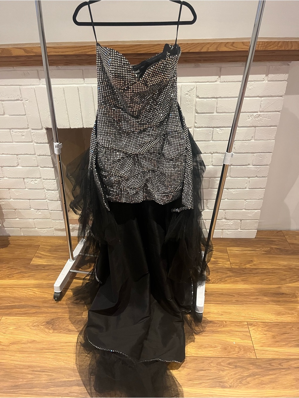 Jovani Black Silver Sequin Mermaid Prom Gown Size 6
